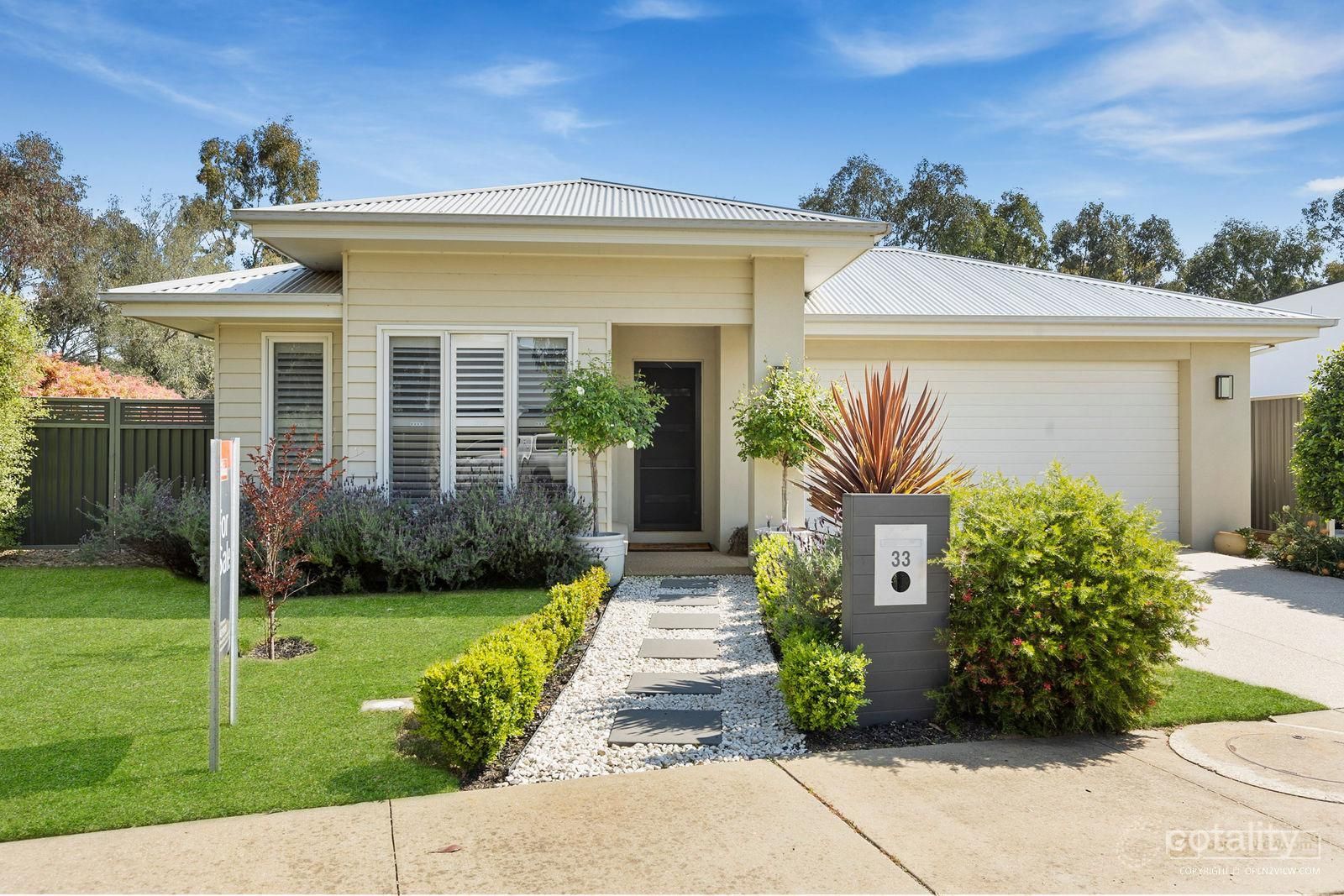 33 Phillip Hyland Dr, Yarrawonga, VIC 3730