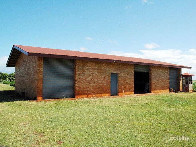 112 Heidkes Rd, Windermere, QLD 4670