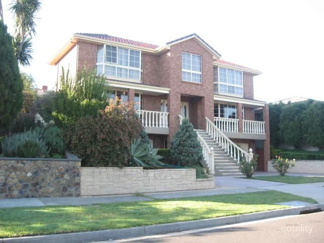 17 Johnson Pl, Endeavour Hills, VIC 3802