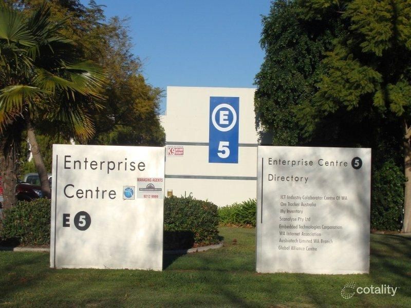 7a De Laeter Way, Bentley, WA 6102