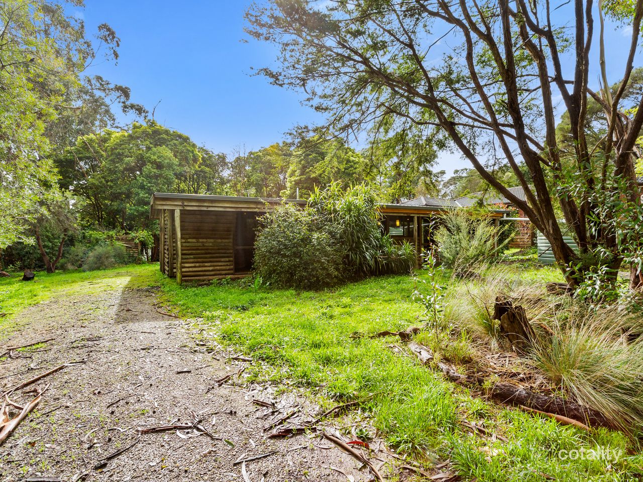 16 Frederick St, Red Hill, VIC 3937