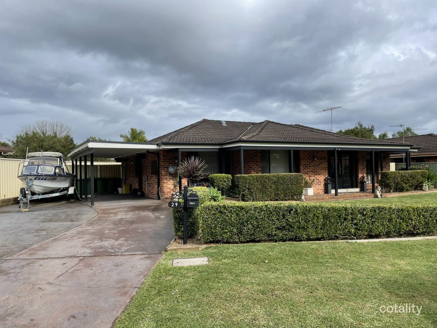29 Murrumbidgee Cres, Bateau Bay, NSW 2261