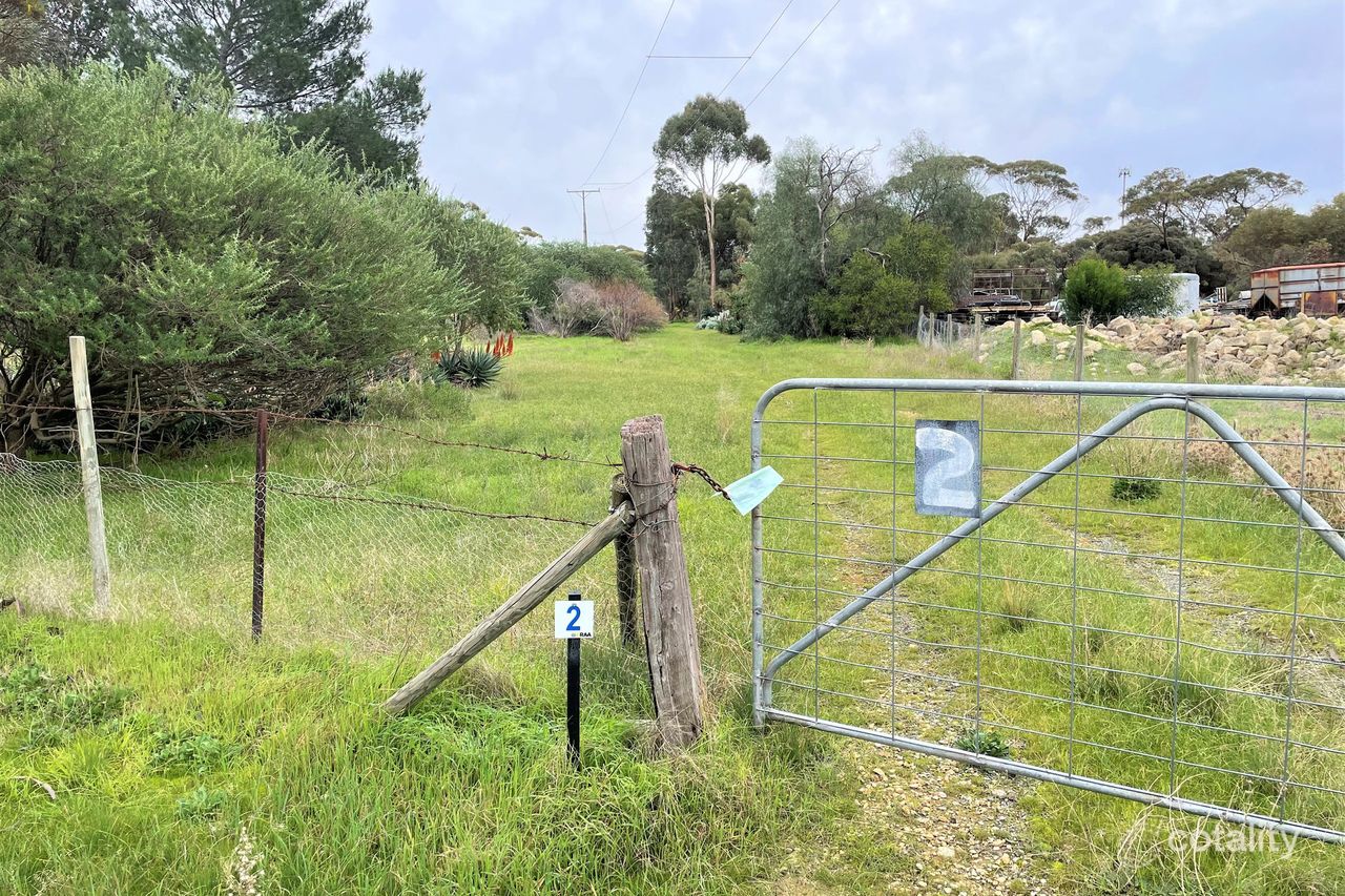 2 Gibbs St, Coonalpyn, SA 5265