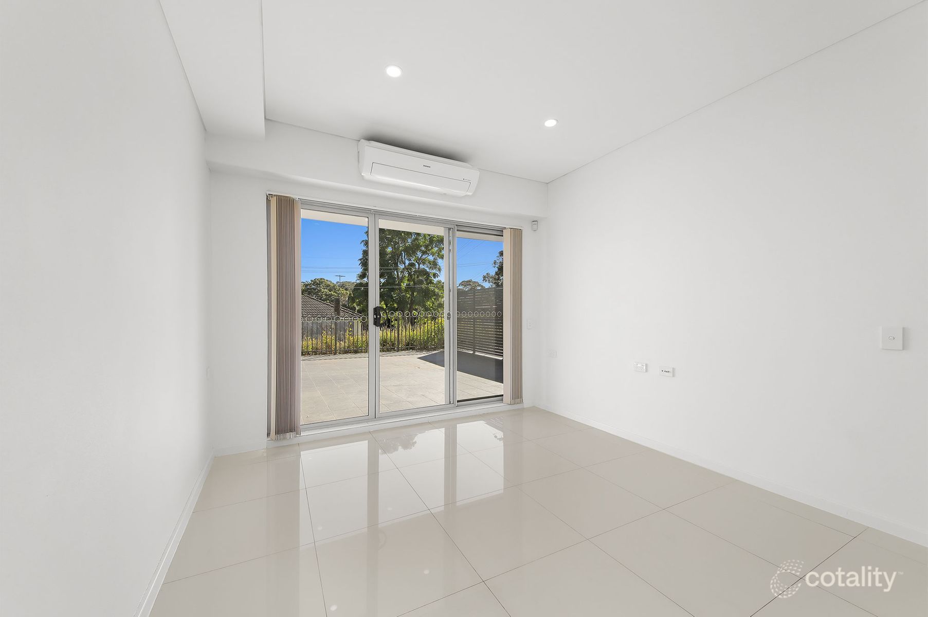 2/1-3 Hugh Ave, Peakhurst, NSW 2210