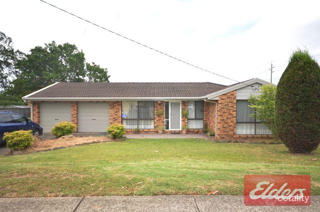 4 Austin Woodbury Pl, Toongabbie, NSW 2146