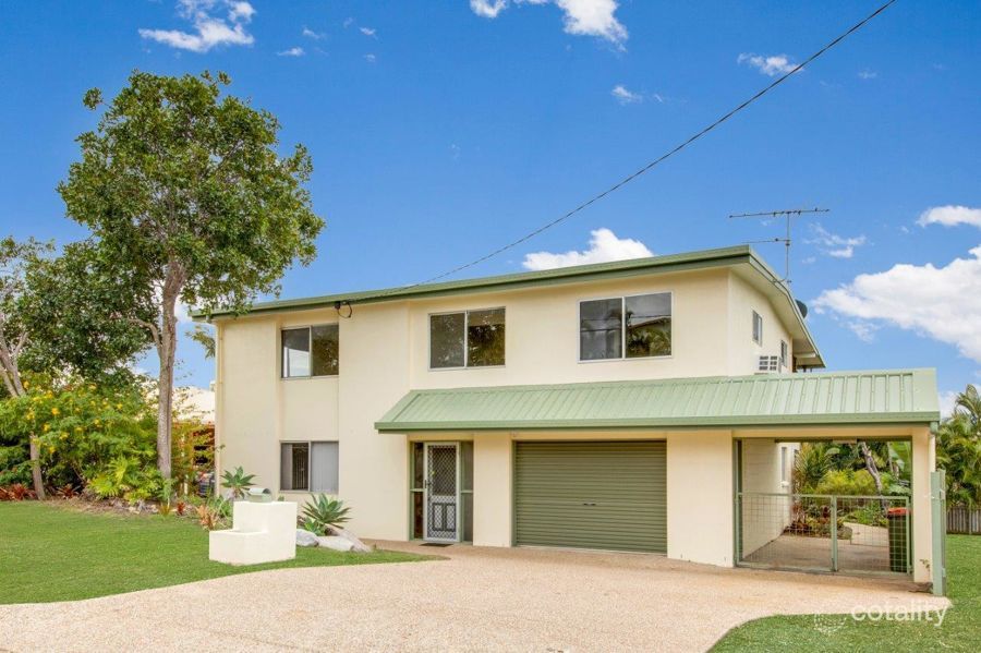 12 Crest Ave, Boyne Island, QLD 4680