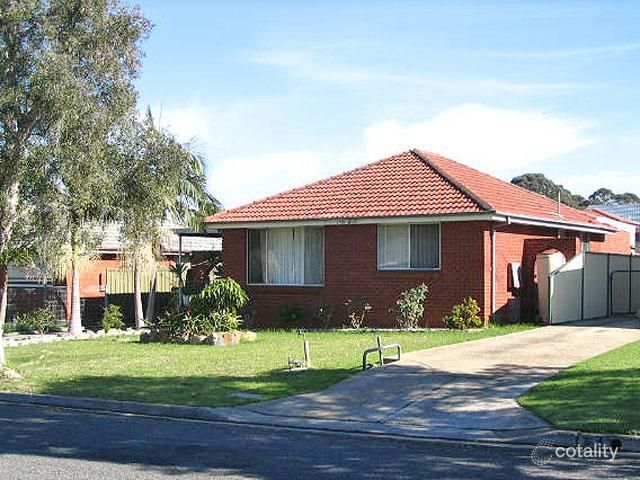 3 Greenvale St, Fairfield West, NSW 2165