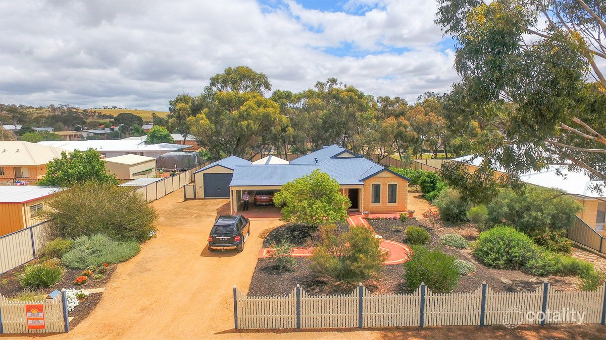 44 South St, York, WA 6302