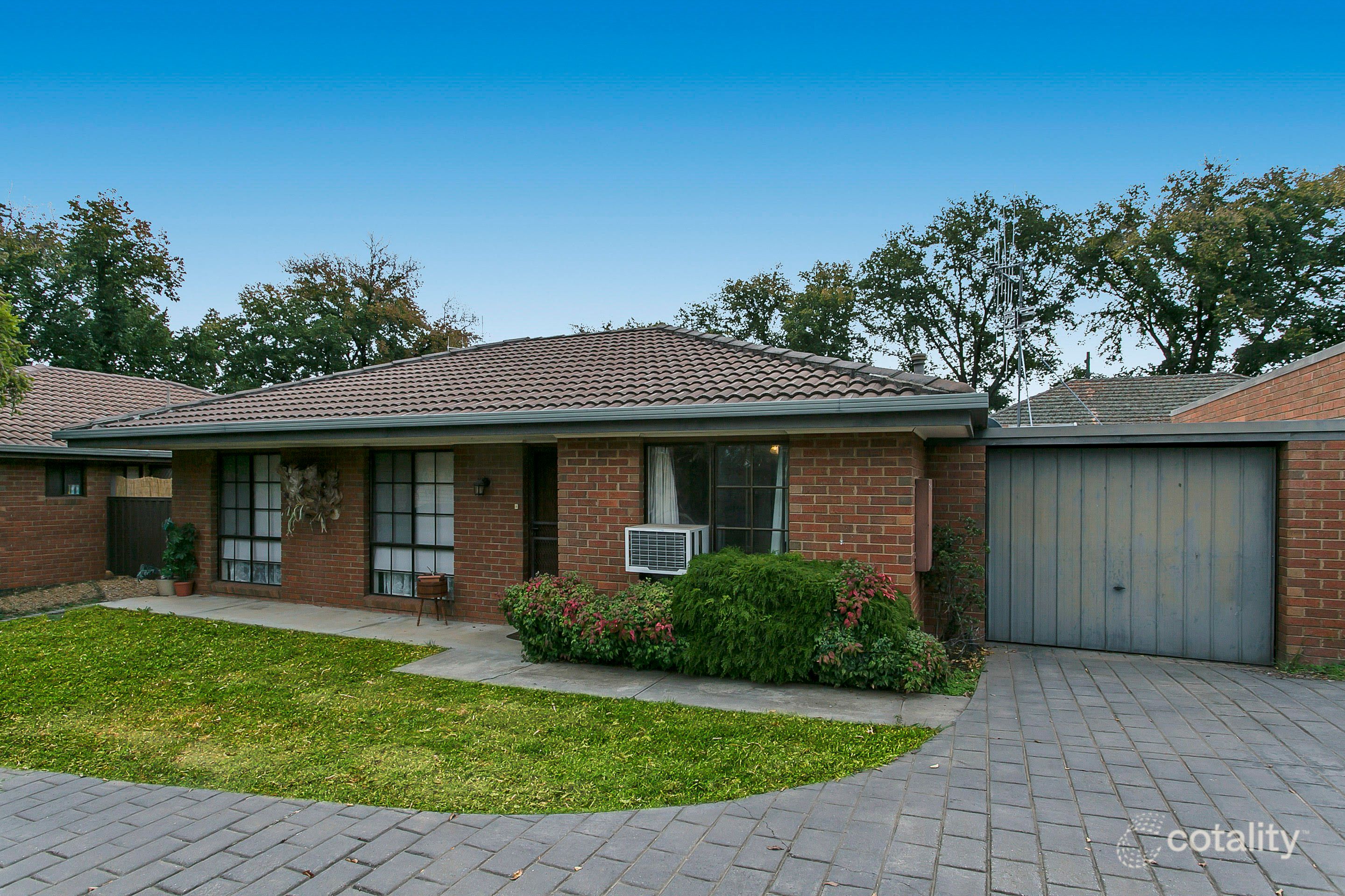 2/16 Wade St, Golden Square, VIC 3555