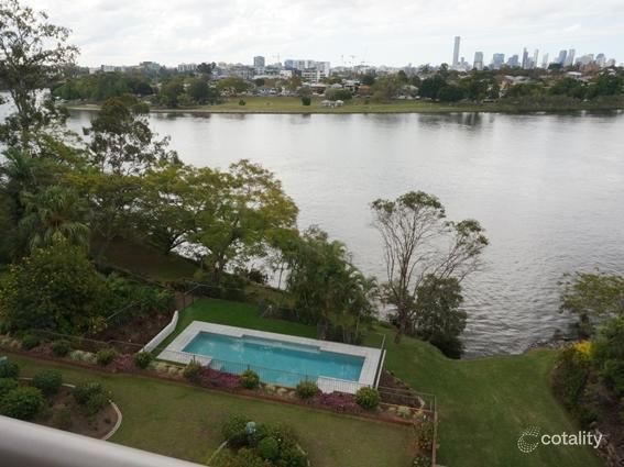 24/72 Sandford St, St Lucia, QLD 4067