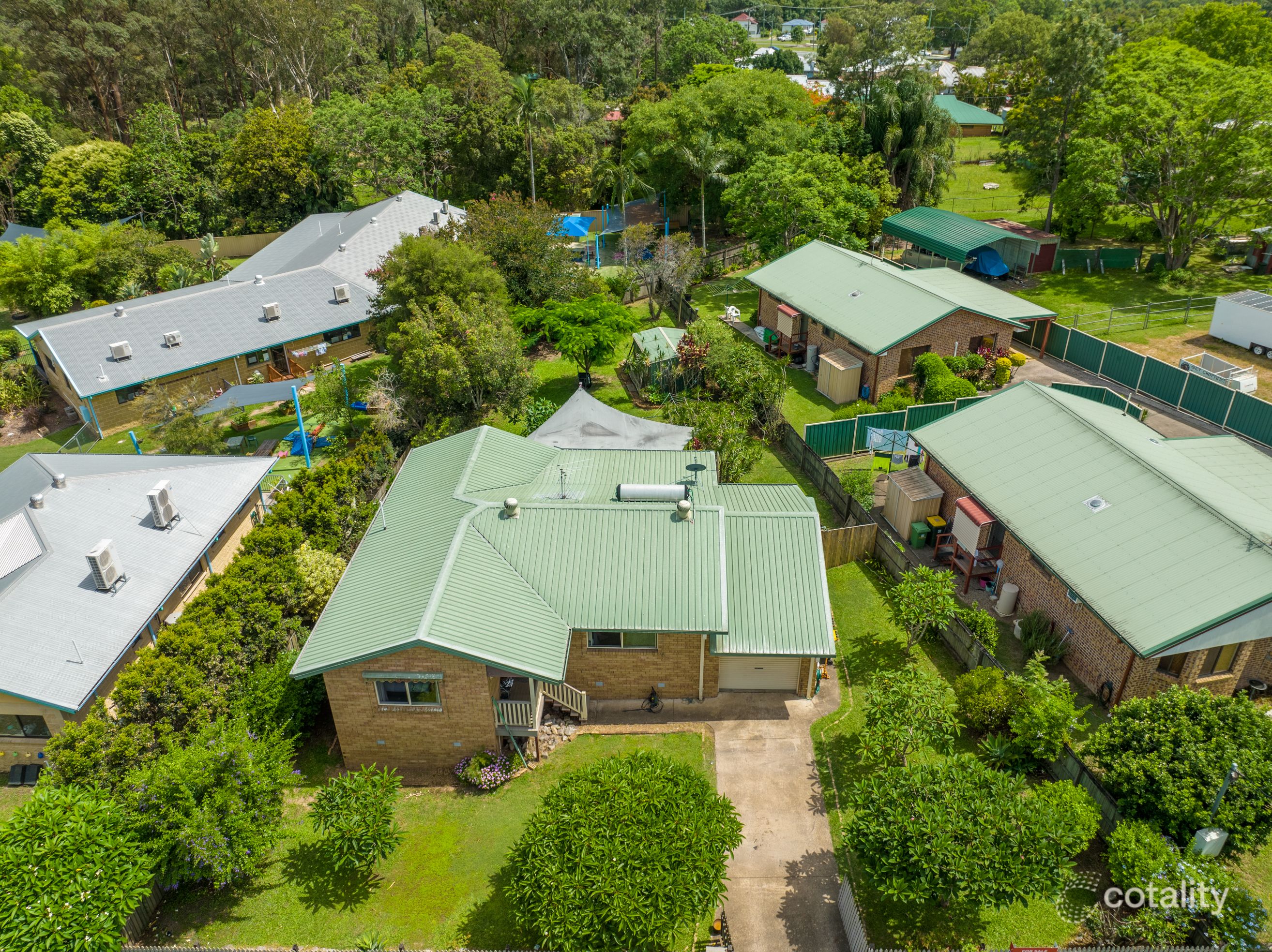 14 Kropp Rd, Woodford, QLD 4514