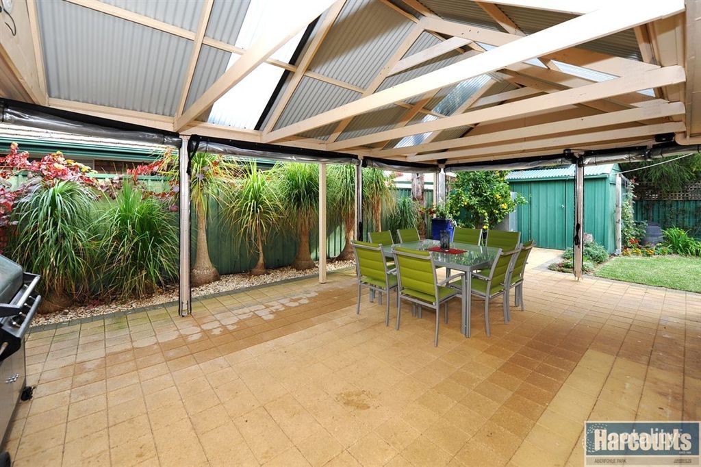 51 Emerald St, Flagstaff Hill, SA 5159