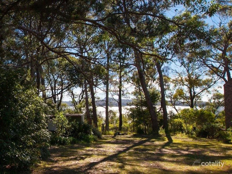 30 Fairhaven Point Way, Wallaga Lake, NSW 2546