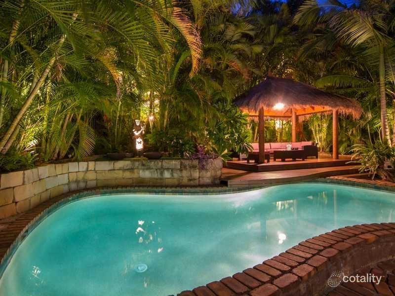 19 Bromwich St, The Gap, QLD 4061