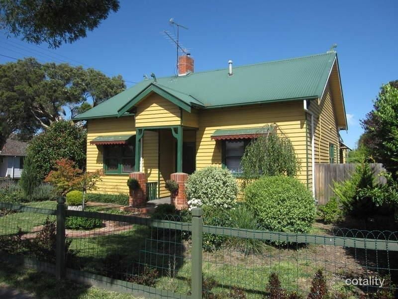31 Hoyle St, Morwell, VIC 3840