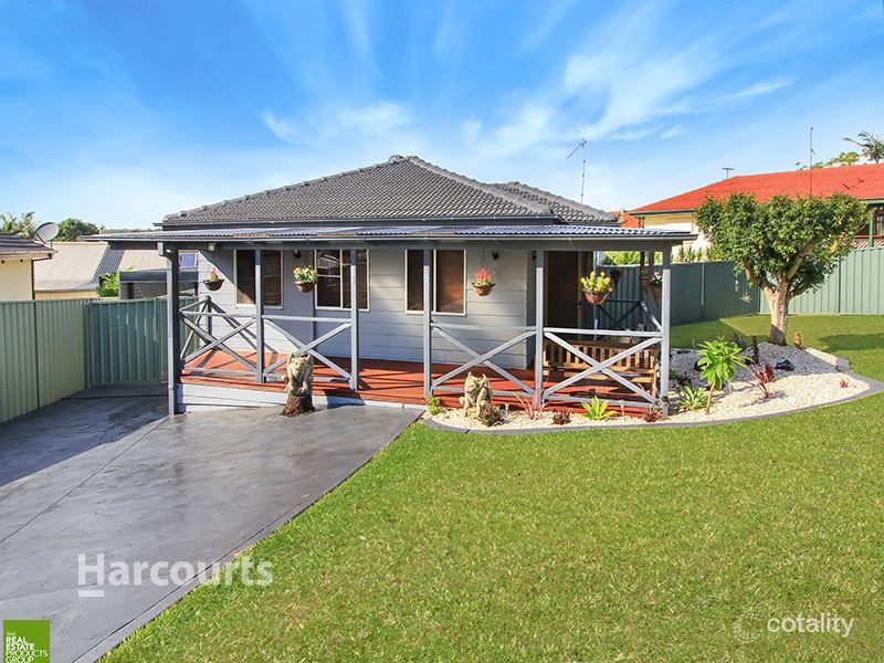 6 Scarf Ave, Mount Warrigal, NSW 2528