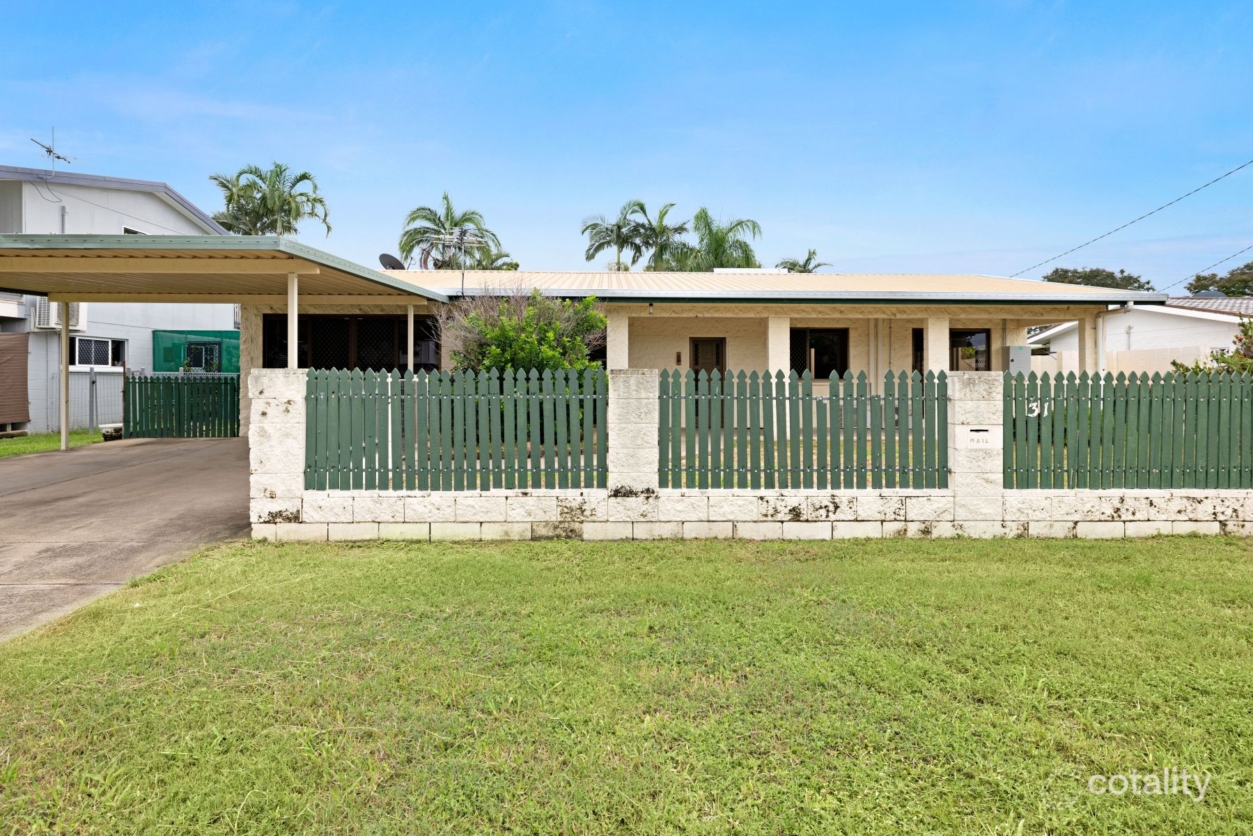 31 Frank St, Kirwan, QLD 4817