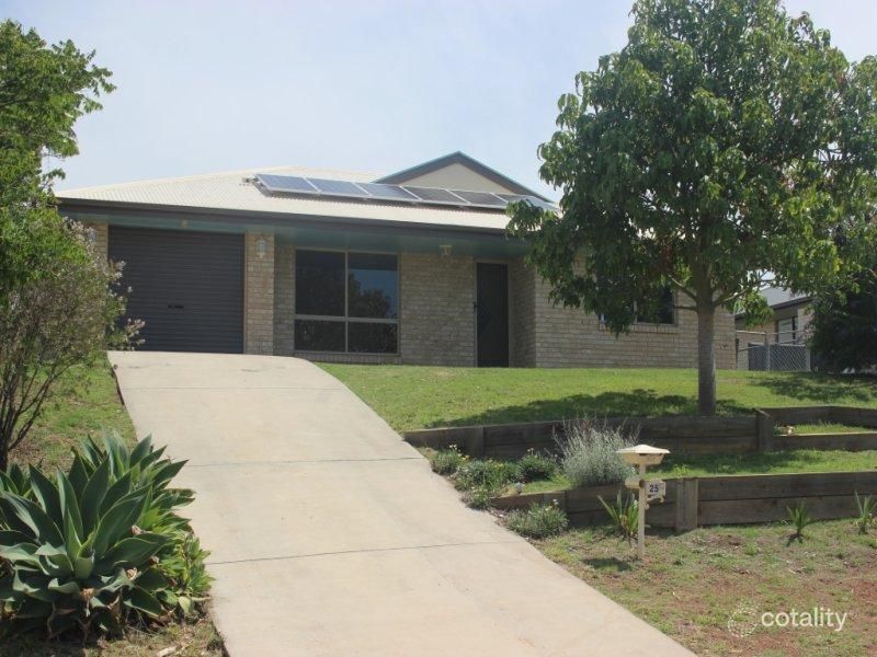 25 Banksia Dr, Kingaroy, QLD 4610