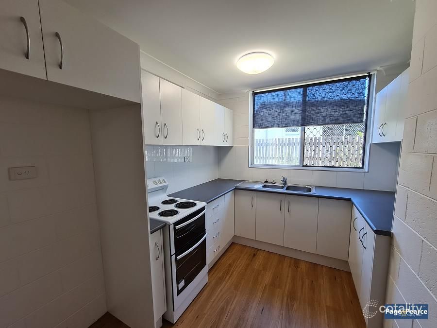 2/32 Carr St, Hermit Park, QLD 4812