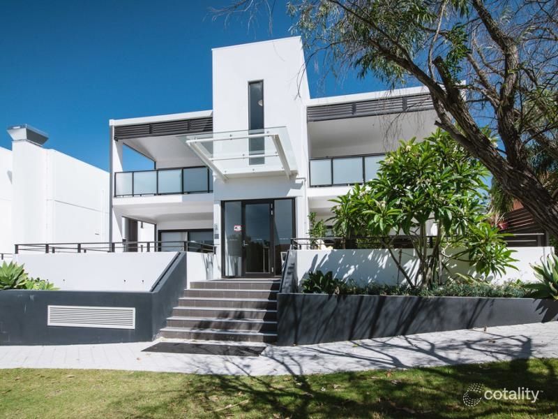 6/3 Roscorla Ave, Yokine, WA 6060