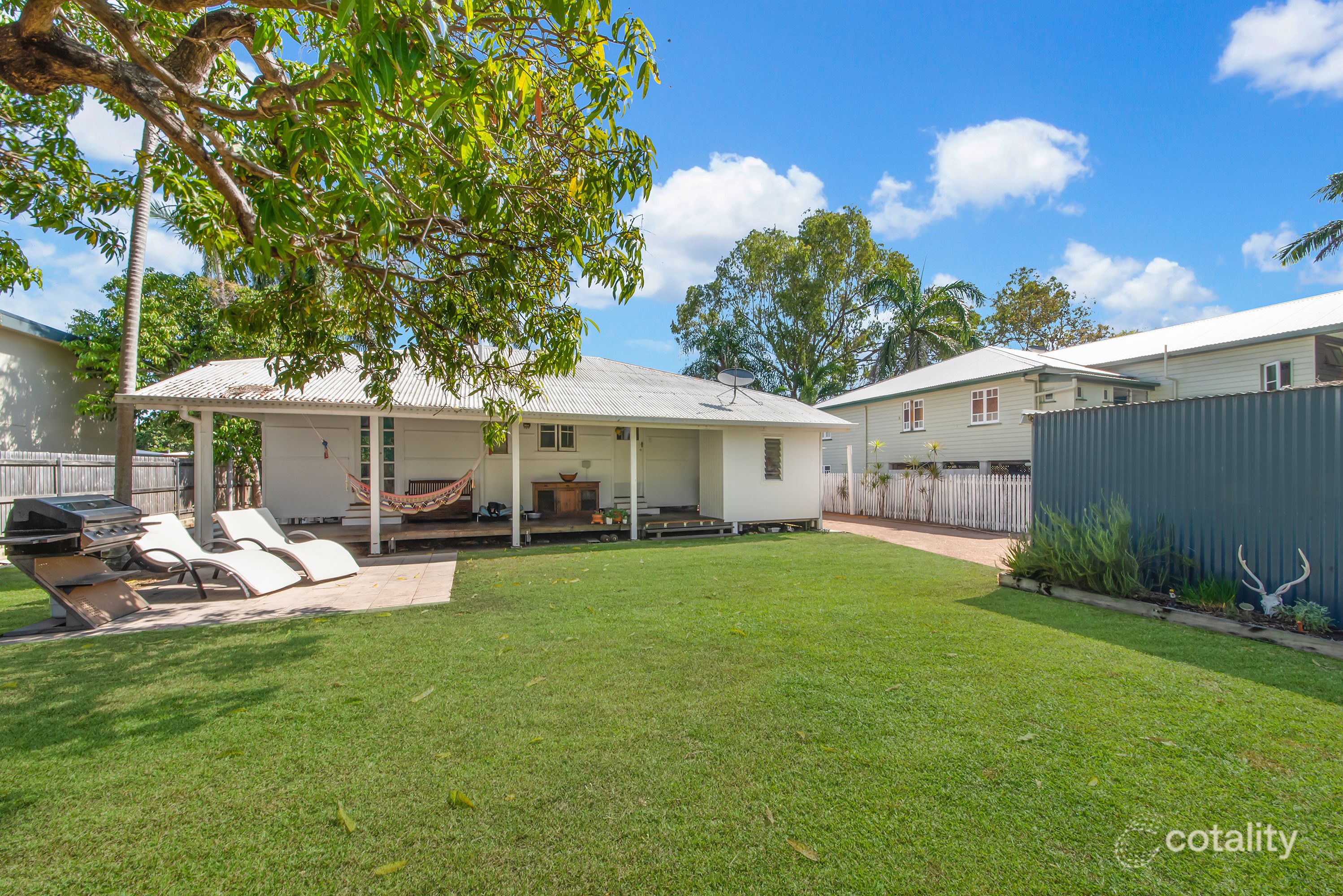 19 Granville St, Pimlico, QLD 4812