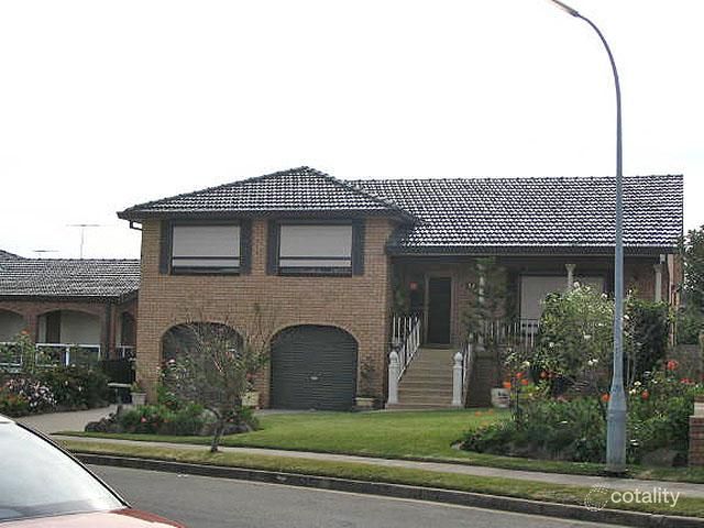 53 Mccarthy St, Fairfield West, NSW 2165