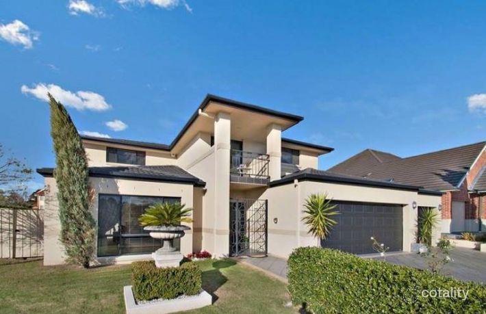 10 Emlyn Pl, Beaumont Hills, NSW 2155