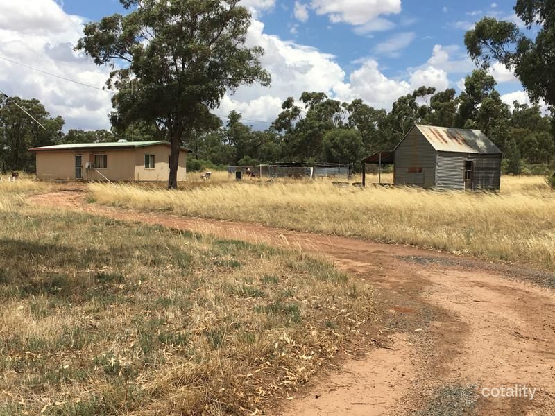 2 Robertson St, Barmedman, NSW 2668