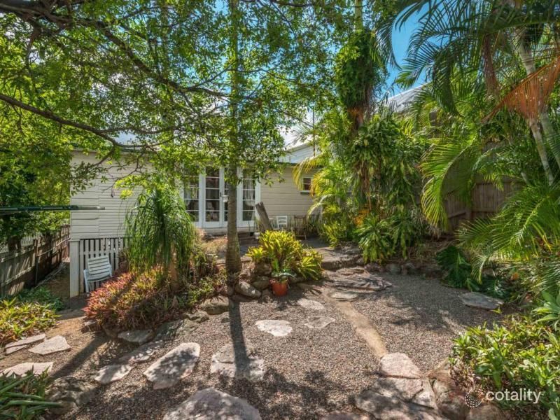 20 Sackville St, Milton, QLD 4064
