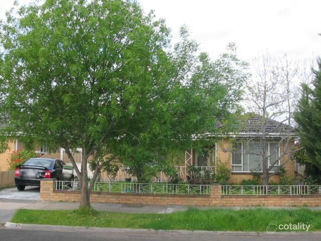 14 Dumas Ave, Avondale Heights, VIC 3034