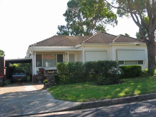 4 Burtenshaw St, Panania, NSW 2213