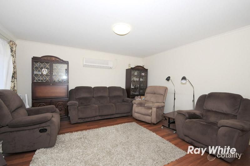 212 Evans Rd, Cranbourne West, VIC 3977