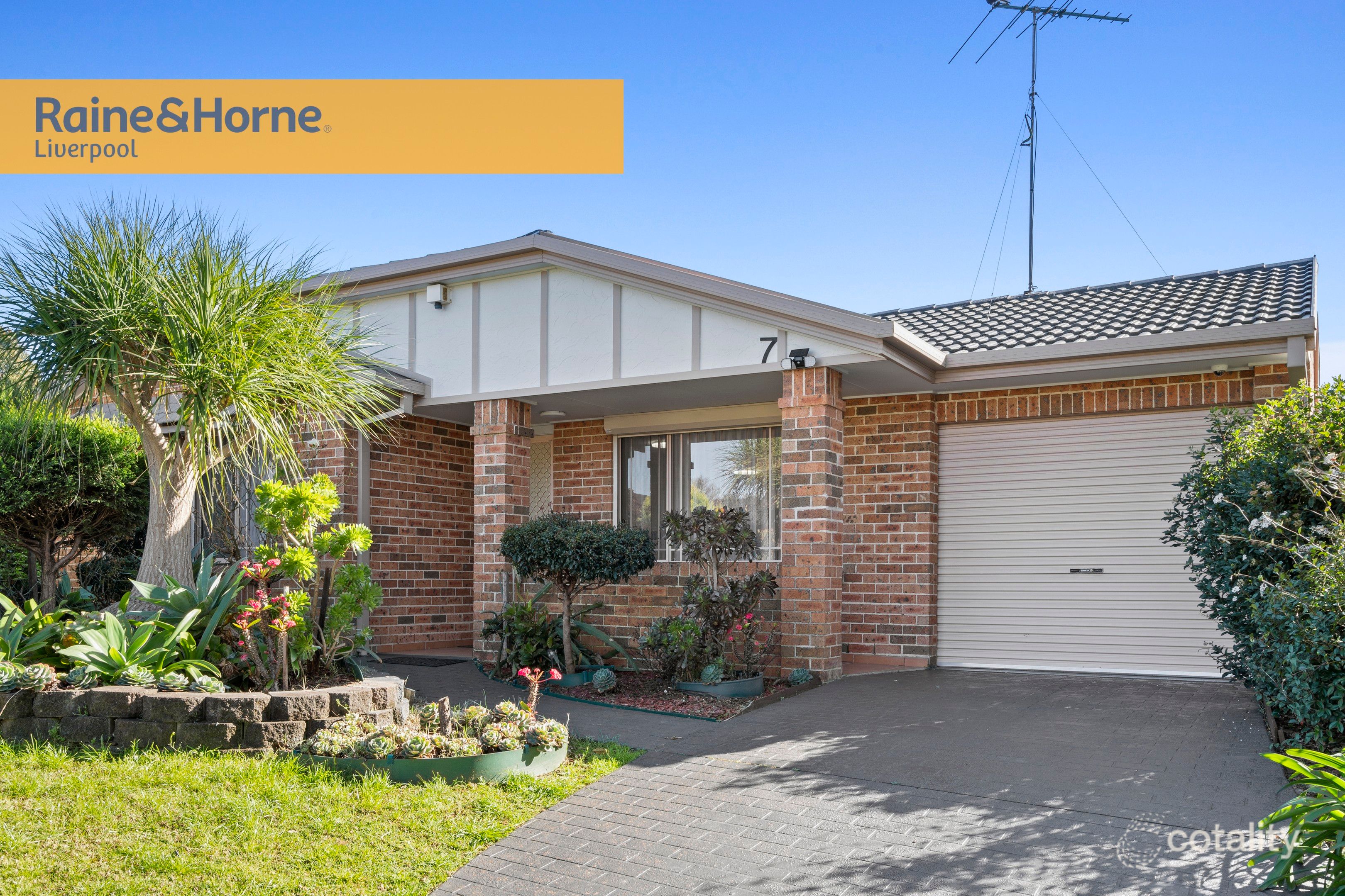 7 Ovens Cl, Horningsea Park, NSW 2171