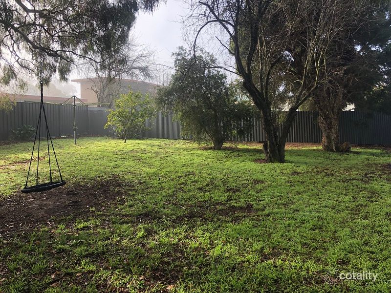 22 Sinclair St, Colac, VIC 3250