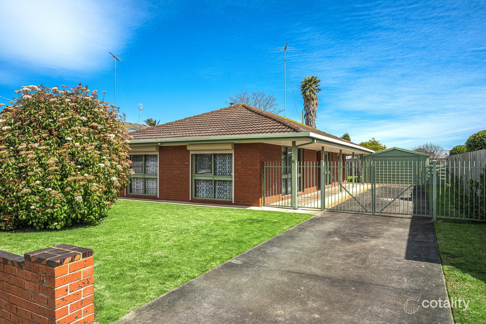 16 Helms St, Newcomb, VIC 3219