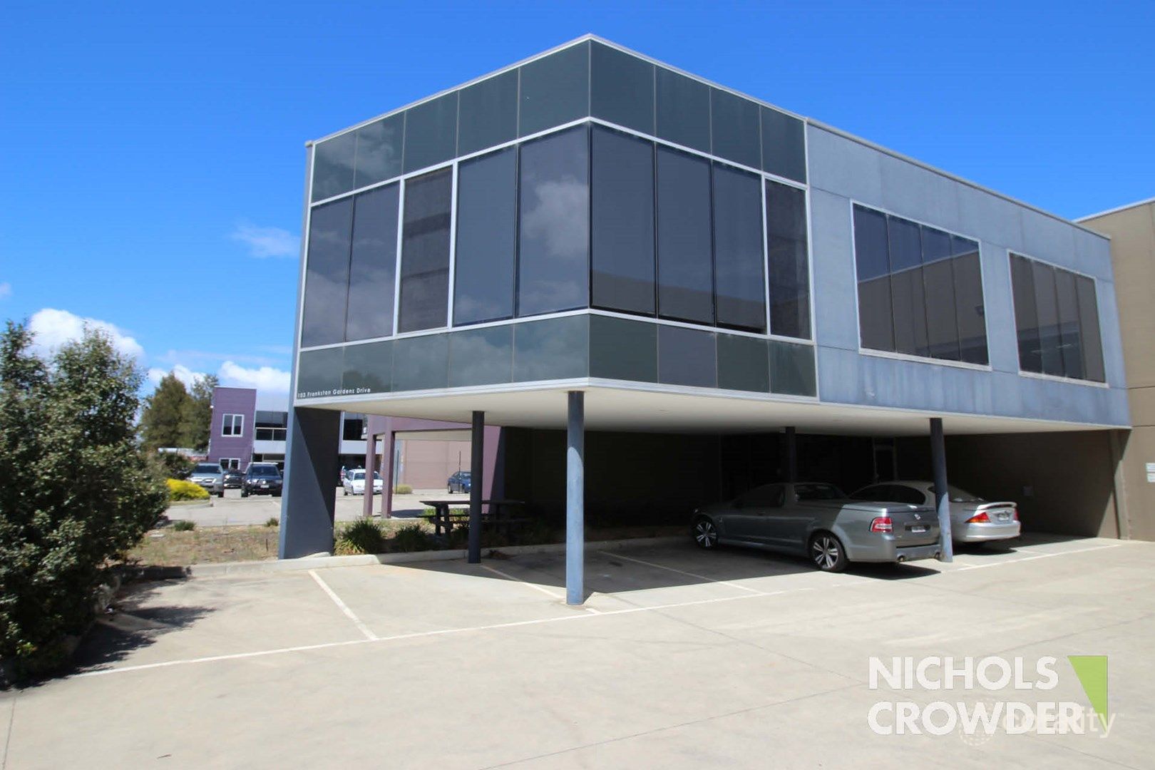103 Frankston Gardens Dr, Carrum Downs, VIC 3201
