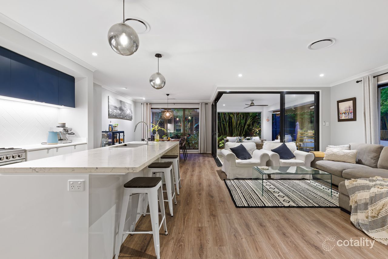 66 Taunton Cct, Upper Kedron, QLD 4055