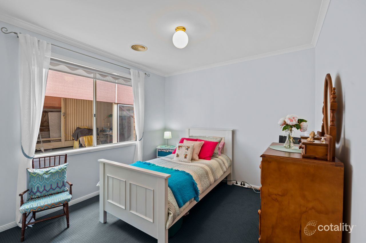 11 Bellows St, South Morang, VIC 3752