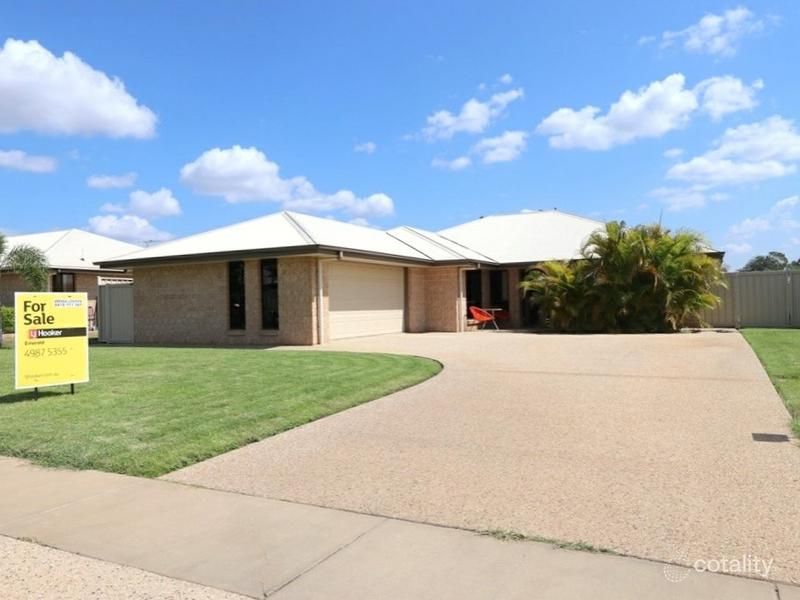 32 Moriarty St, Emerald, QLD 4720