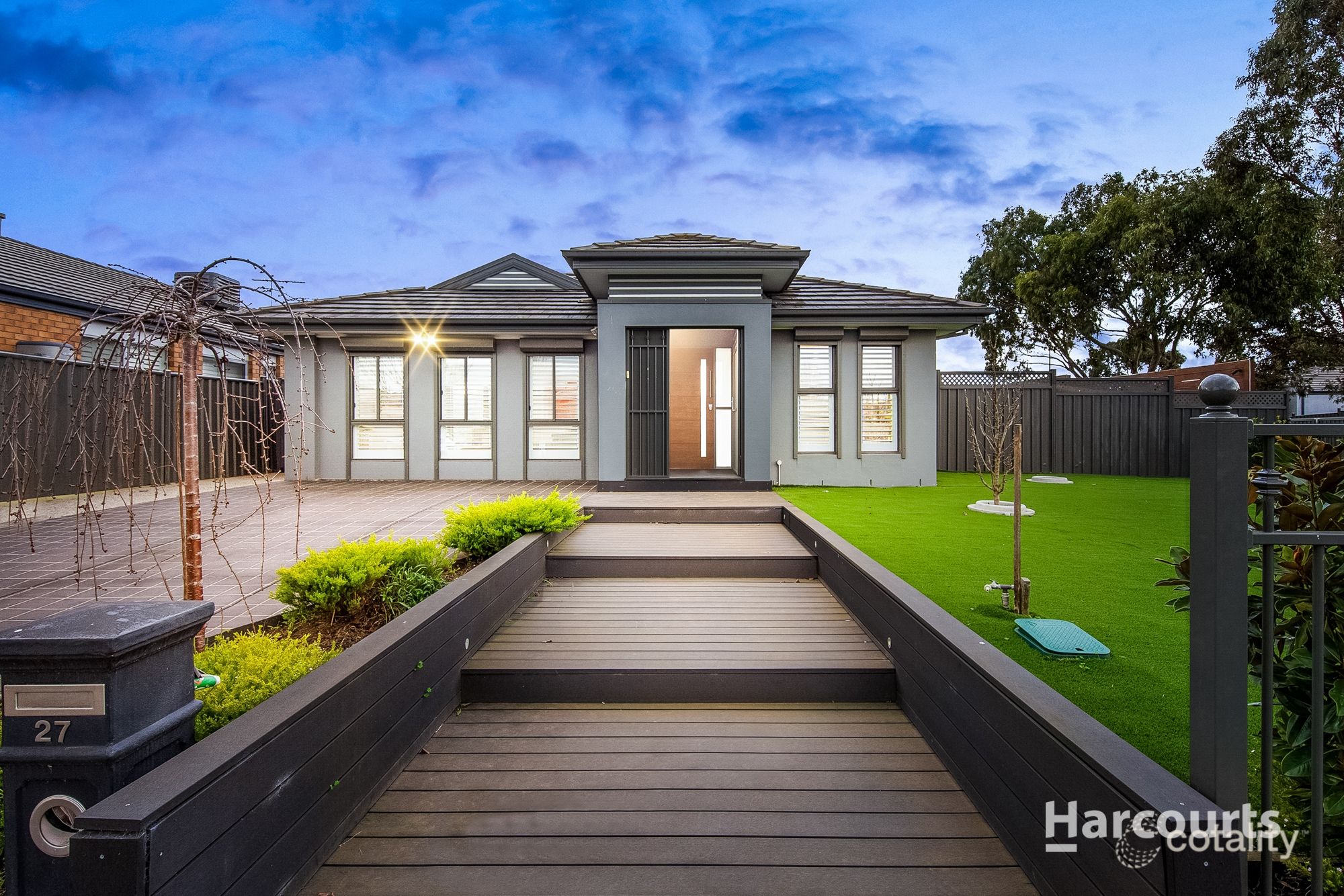 27 Foleys Rd, Deer Park, VIC 3023