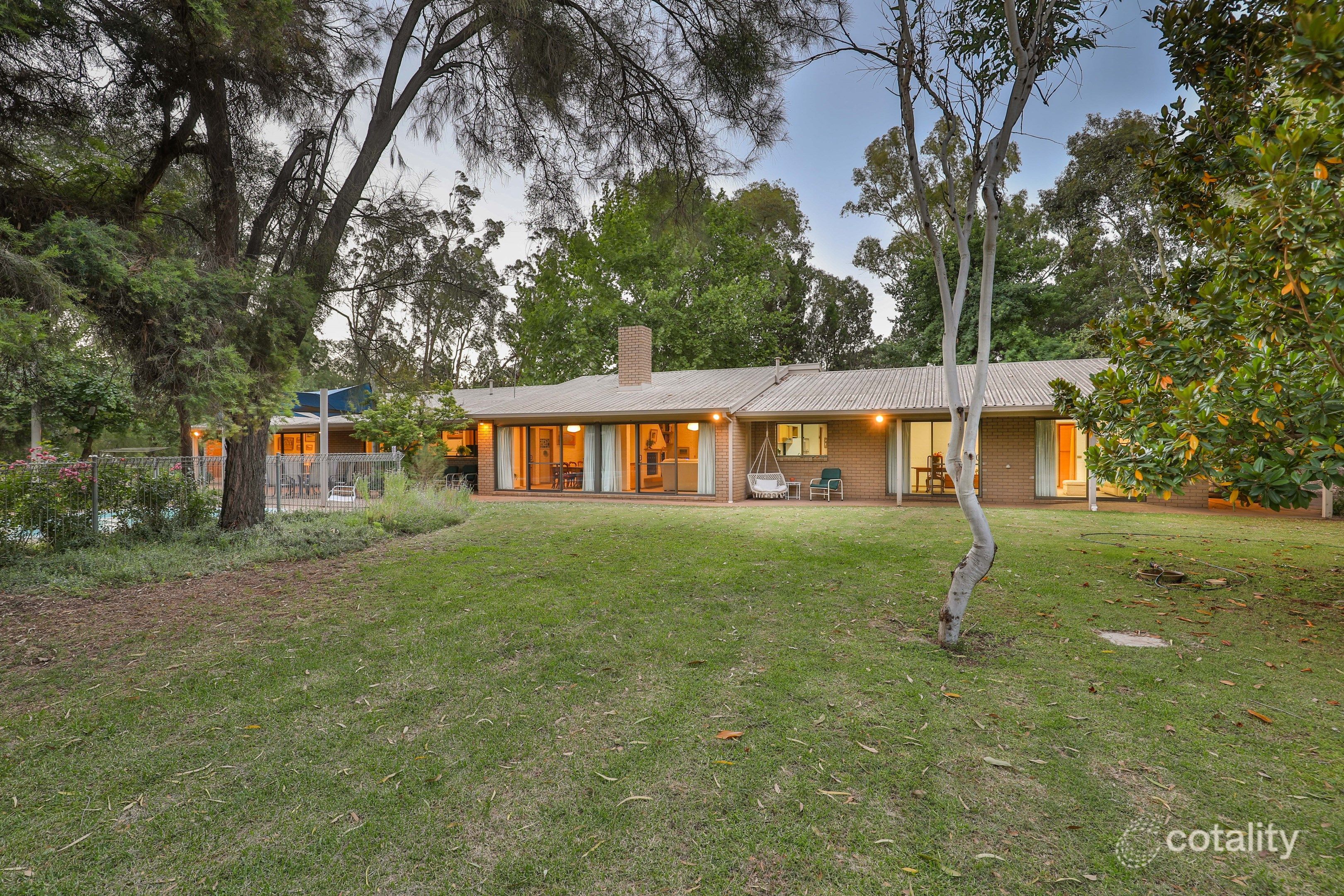 424 Irymple Ave, Nichols Point, VIC 3501