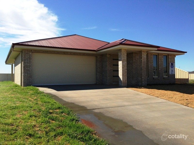 12 Dal Broi St, Griffith, NSW 2680
