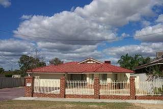 181 George St, Queens Park, WA 6107