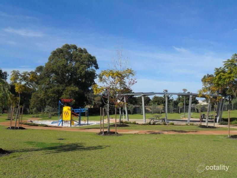 4a Torrey Cres, Aubin Grove, WA 6164