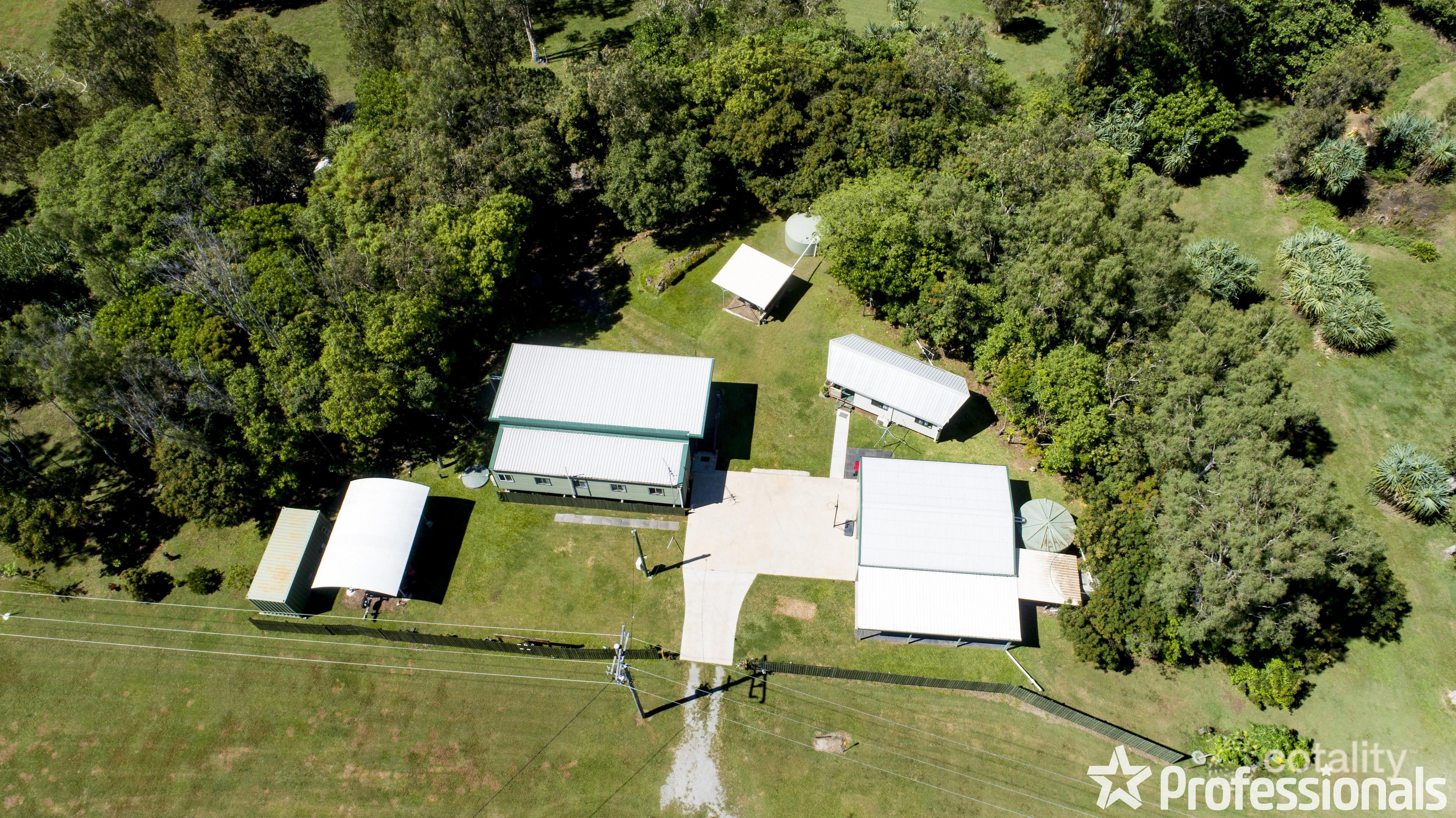 384 Midge Point Rd, Bloomsbury, QLD 4799