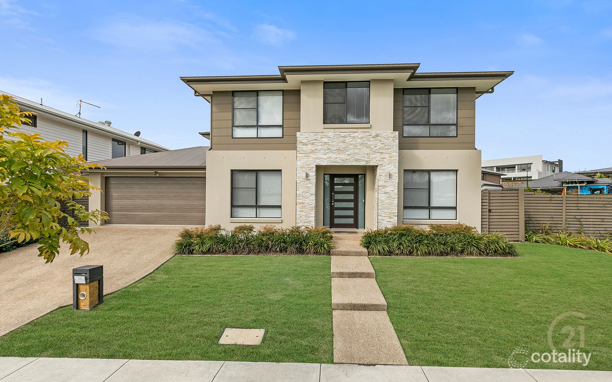 42 Windsor Dr, Upper Kedron, QLD 4055