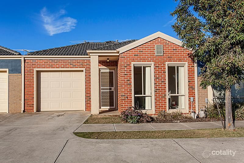 11/17 Crestmont Dr, Melton South, VIC 3338