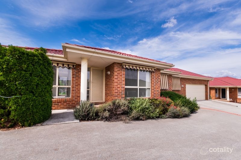 49 Elizabeth Cres, Queanbeyan East, NSW 2620