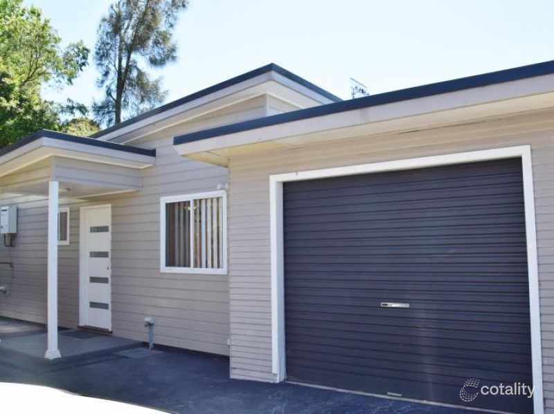 33a Joanne St, Kotara, NSW 2289