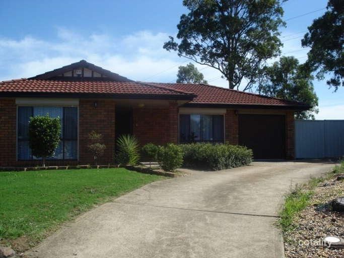 6 Gull Pl, Hinchinbrook, NSW 2168